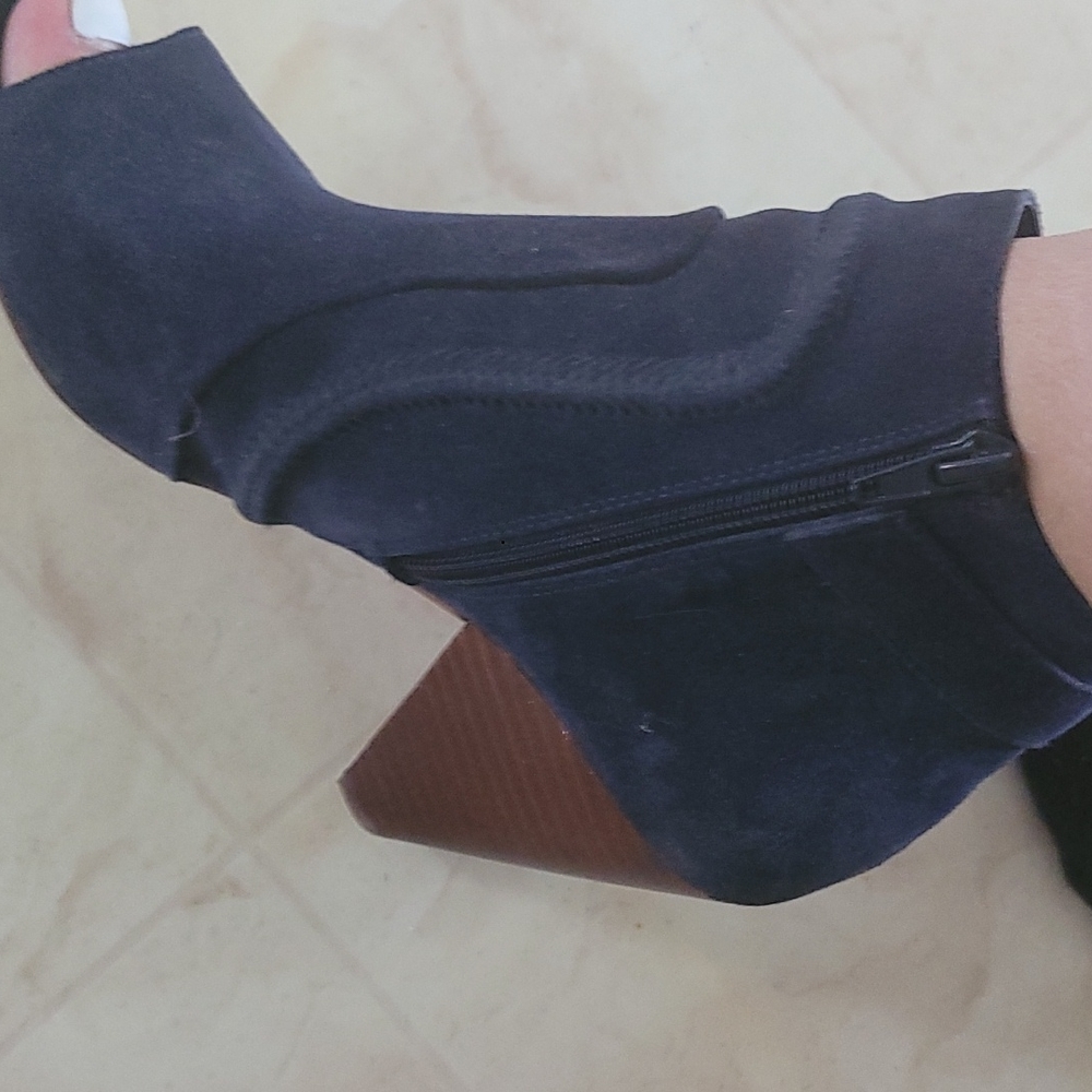 Vince camuto bootie
